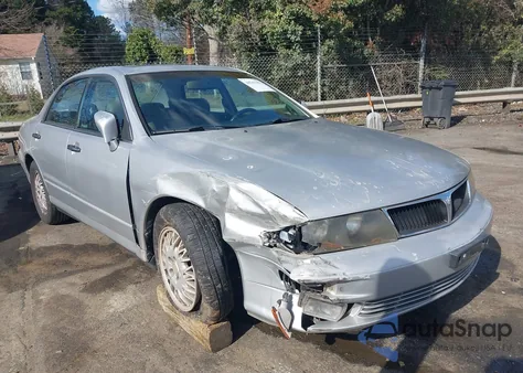 1997 Mitsubishi Diamante Es z USA, uszkodzony, nr VIN 6MMAP37P1VT012531